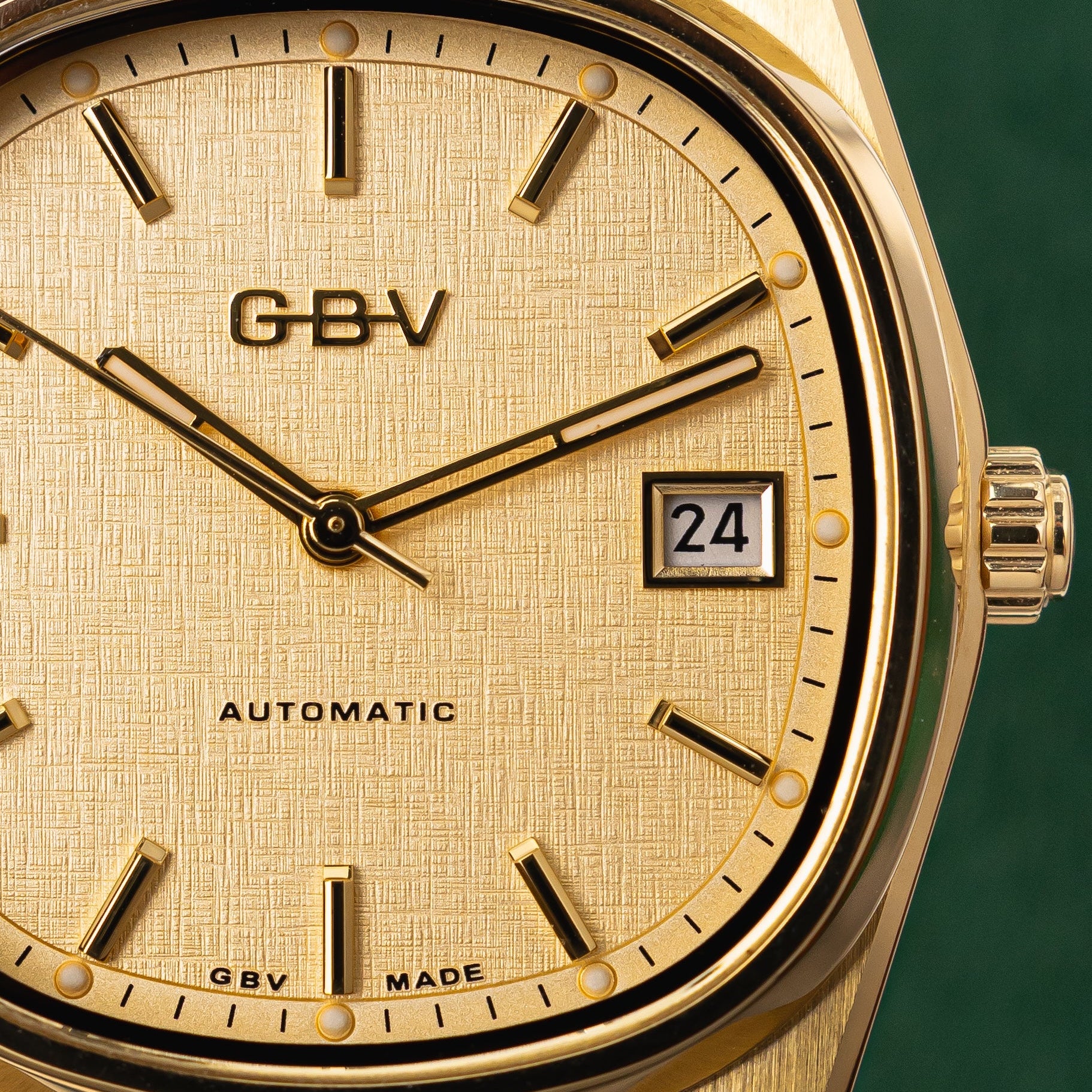 CRT36 Retro watch - PVD Gold